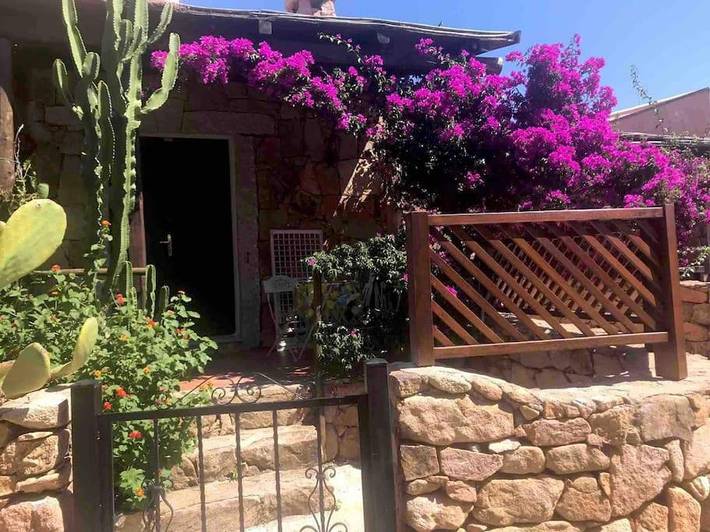 Location de vacances pour 4 personnes, avec Terrasse et Jardin à Porto Pollo