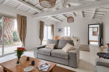 Location de vacances pour 10 personnes, avec jardin et terrasse à Noirmoutier-en-l'Île