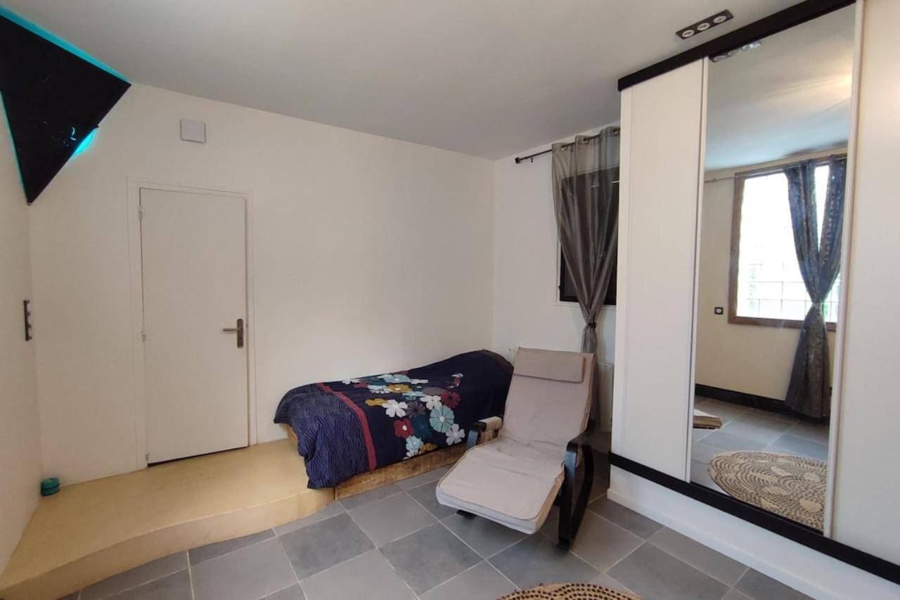 Appartement entier, Rêve de Bulles 62m2 of charm 2 large bedrooms in Châlons-en-Champagne, Marne