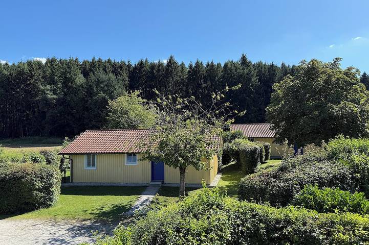 Blockhütte für 4 Personen, mit Garten