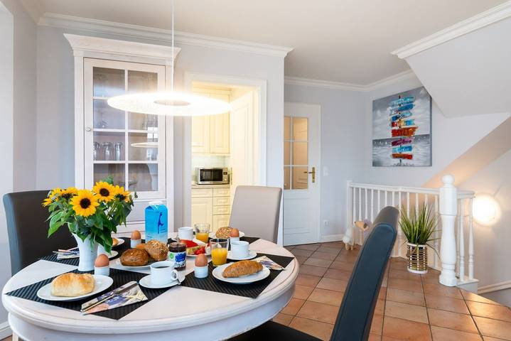 Ganze Wohnung, Komfortable Wohnung in Wenningstedt mit Terrasse & Garten in Nordfriesische Inseln (Schleswig-Holstein) (Schleswig-Holstein), Wenningstedt