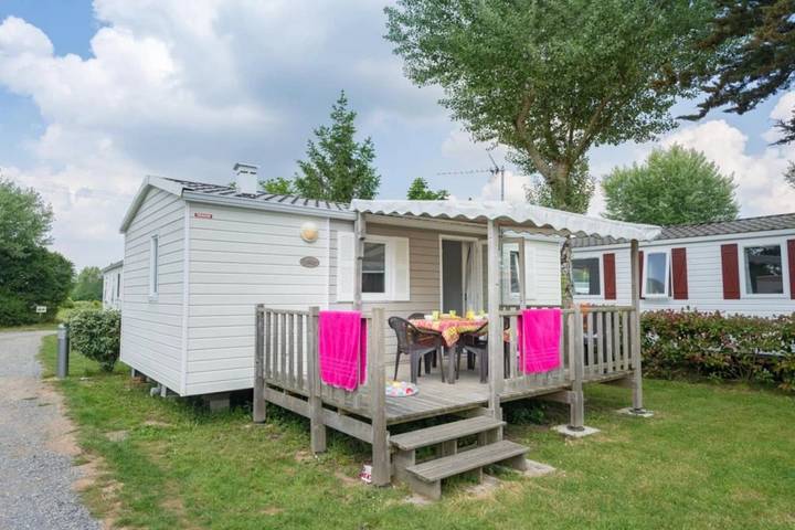 Mobil home pour 4 personnes, avec piscine ainsi que terrasse et bassin pour enfant à Guérande - 3