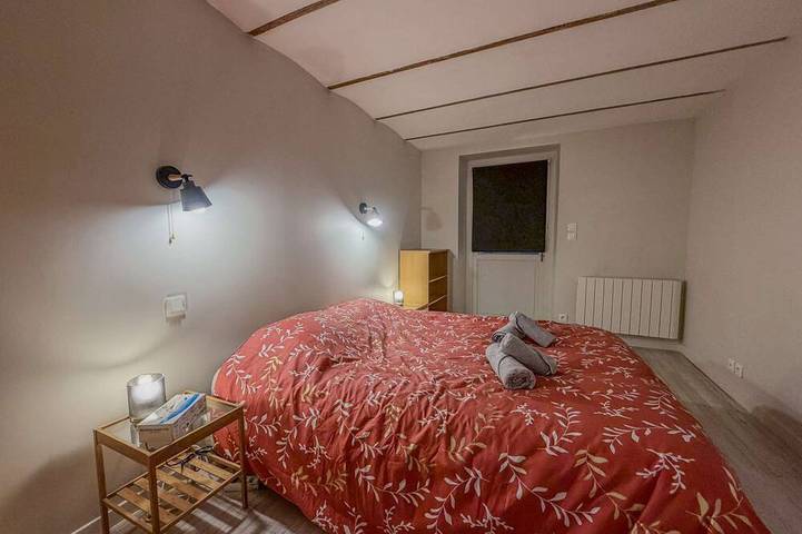 La Rose Urban with private parking and near train station in Nogent-le-Rotrou, Nogent-le-Rotrou und Umgebung