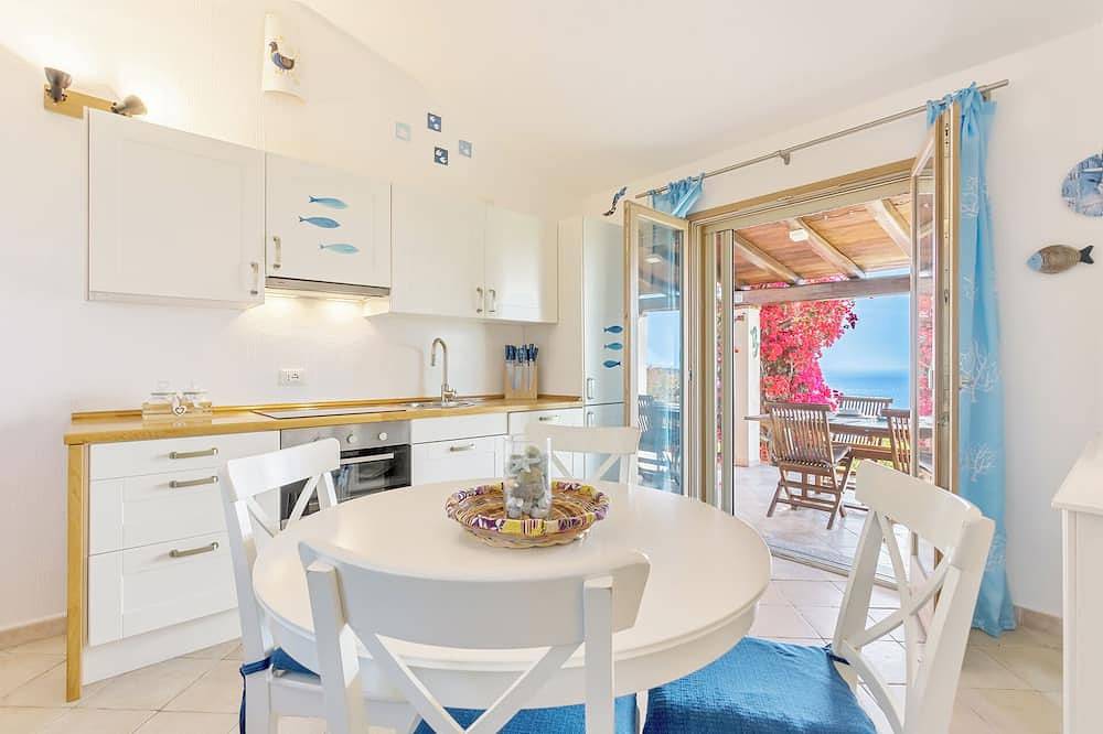 Gezellige villa in Sardinië met spectaculair uitzicht op zee in Abba Urci, Tertenia