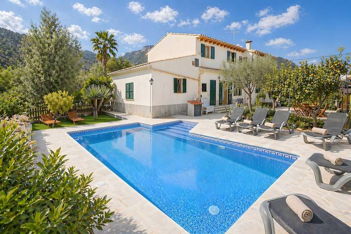 Finca für 8 Personen, mit Garten in Alaró