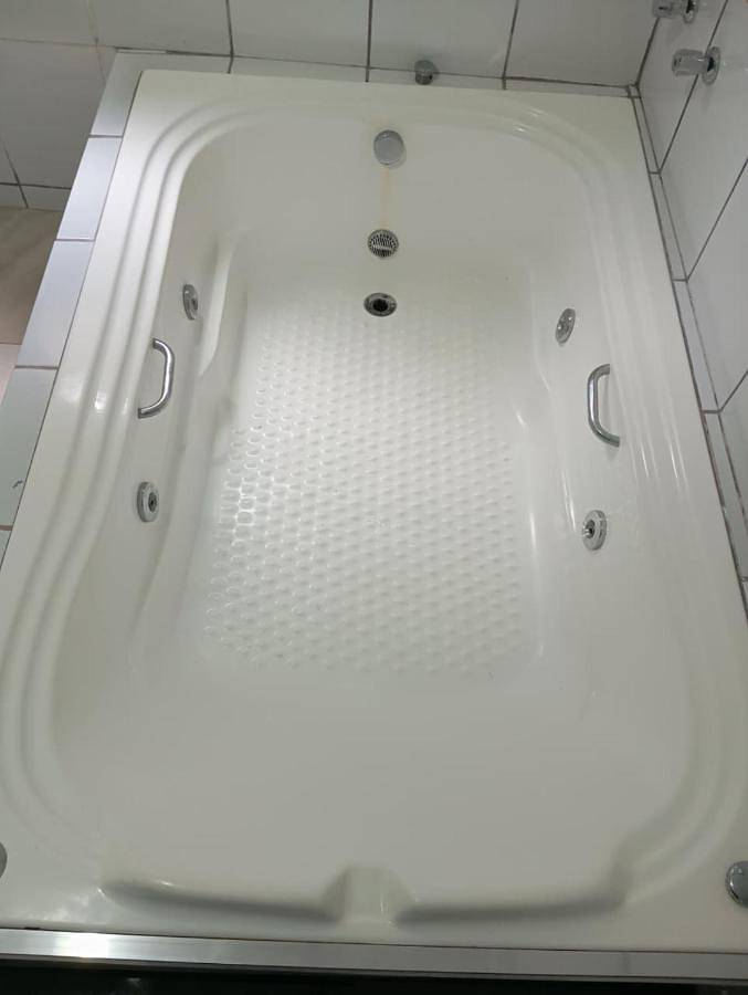 Casas e apartamentos de temporada para 4 pessoas, com jacuzzi e terraço e ainda sauna, com animais de estimação em Mariana 