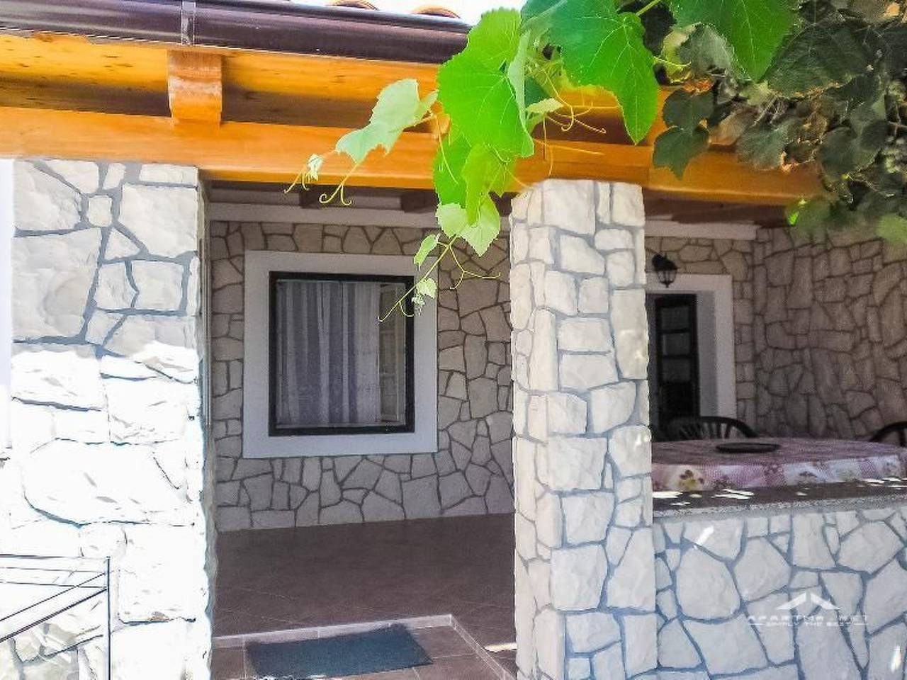 Für 4 Personen  + 2 Kinder ca. 60 m² in Zubovici, Adriaküste Kroatien (Kro in Zubovići, Pag