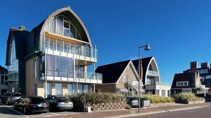 Ferienhaus mit Meerblick für 6 Personen, mit Balkon und Balkon/Terrasse in Egmond