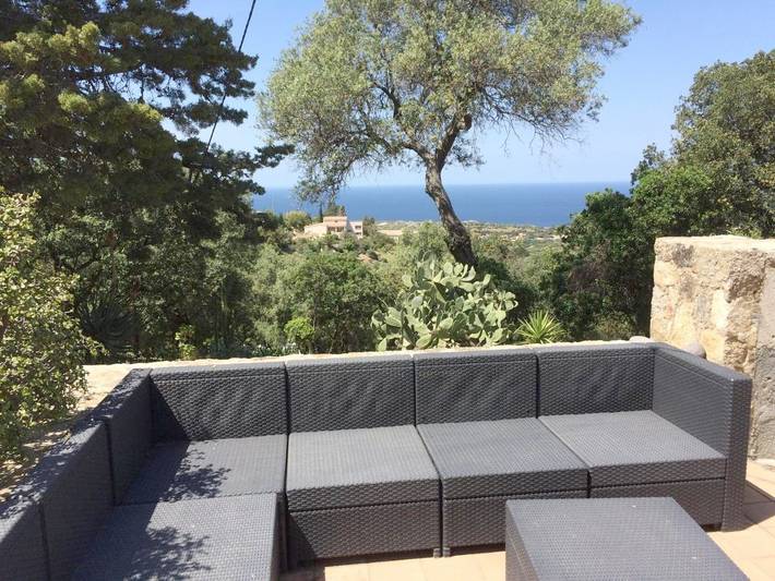 Villa pour 4 personnes, avec Terrasse ainsi que Jardin et Vue à Lumio