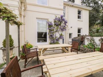 Cottage for 12 People in Torquay, Torbay, Photo 3