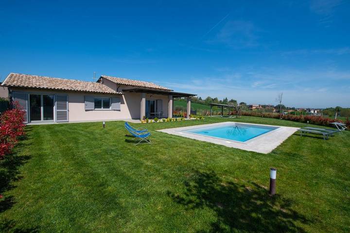 Casa vacanza per 6 persone, con Terrazza e Giardino nonché Piscina e Panorama a Marsciano