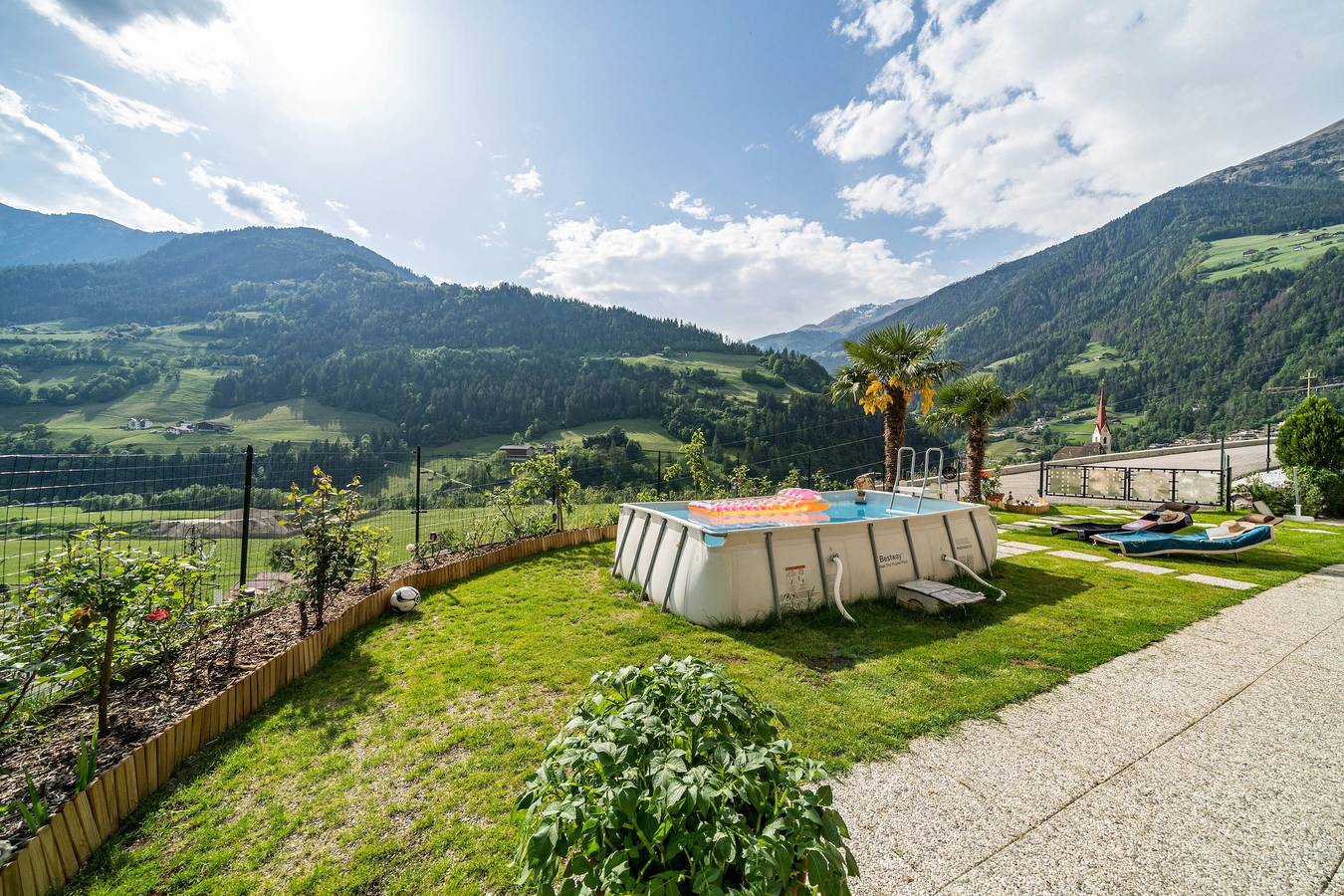 Ganze Wohnung, Ferienwohnung "Haus Reimon Monika" mit Bergblick und Wlan in St. Leonhard in Passeier, Passeiertal