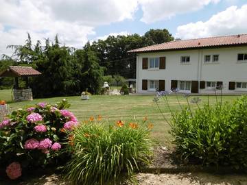 Gîte pour 2 personnes, avec jardin et terrasse à Saint-André-de-Seignanx