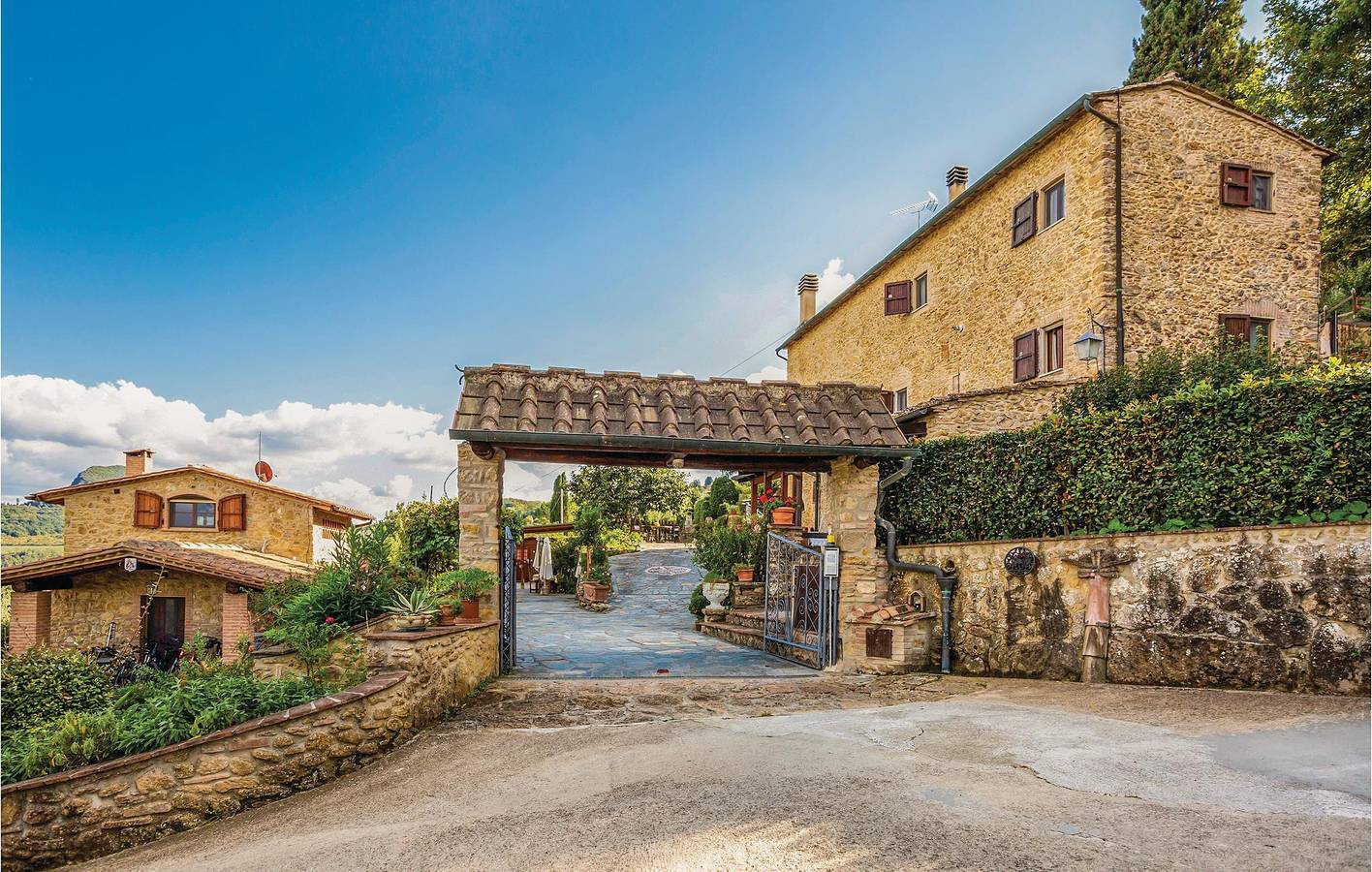 Ganze Ferienwohnung, Poolside Haven bei Volterra in Volterra, Pisa Provinz