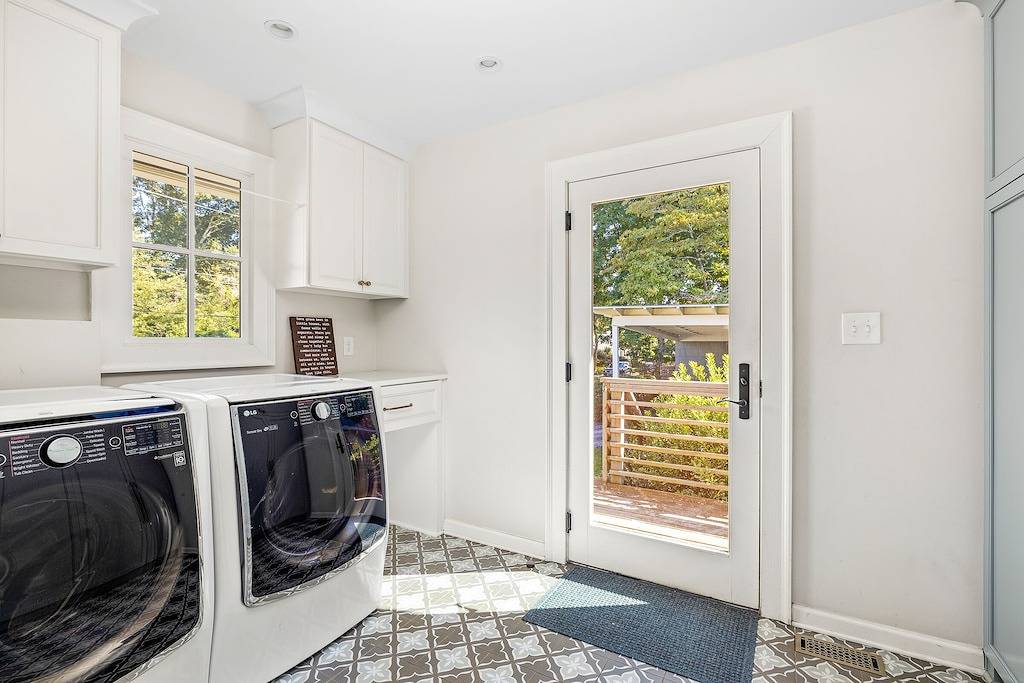 Luxury 4-Bed Designer Home in Decatur — Minutes to Atlanta in Decatur, Georgia