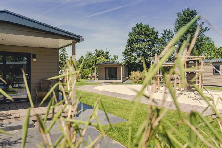 Ferienhaus für 30 Personen, mit Terrasse und Balkon/Terrasse in Overijssel - 3