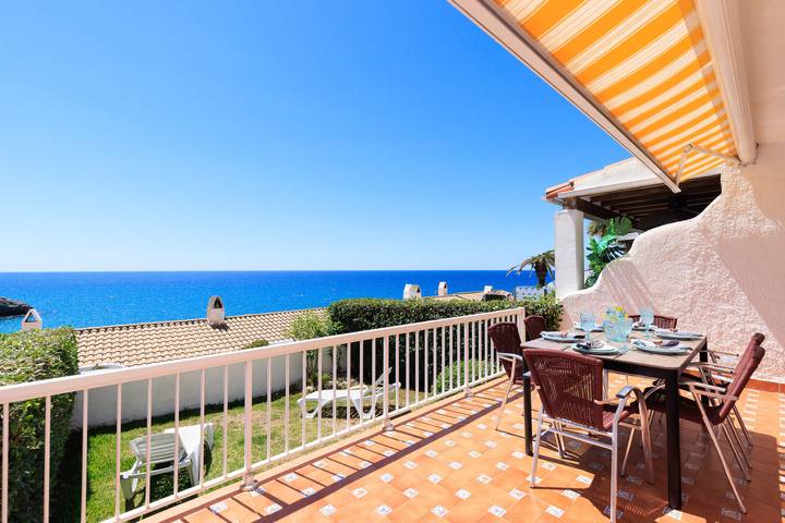 Casas Blancas Family Complex in Cap Salou, Salou