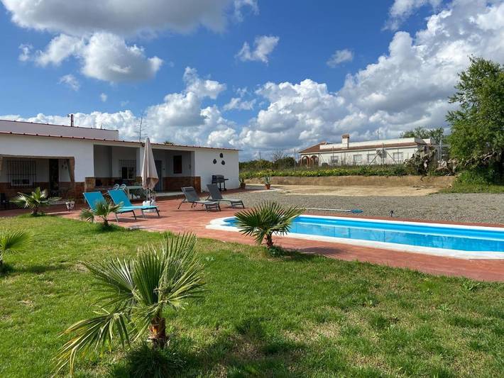 Apartamento para 2 personas, con terraza y vistas además de jardín y piscina, Se admiten mascotas en Provincia de Huelva