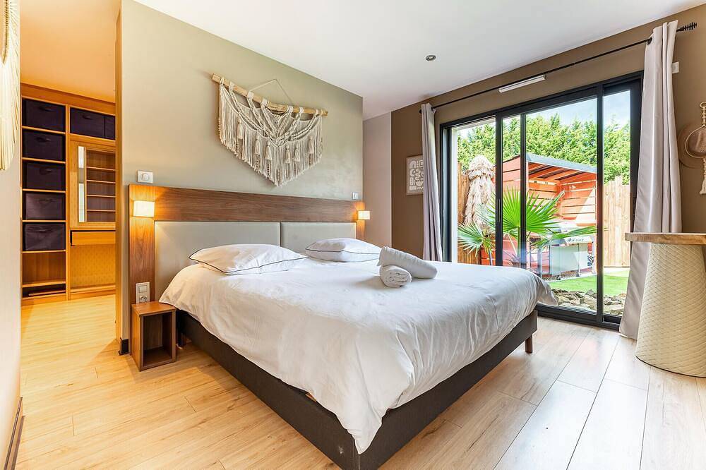Modern Villa with Private Pool in Saint-Aignan-Grandlieu, Région de Nantes