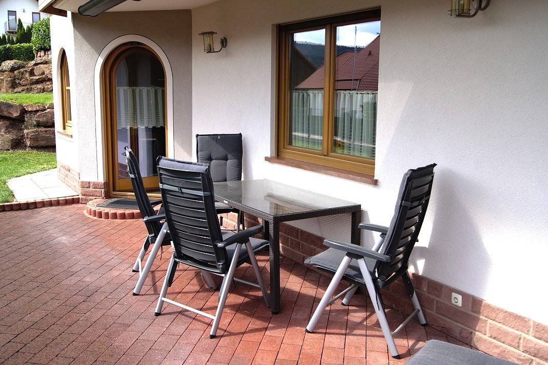 Ferienwohnung Bleifuss - Liebevoll eingerichtete "Vier Sterne" Ferienwohnung in absolut ruhiger Lage im Spessart in Altenbuch, Spessart-Mainland