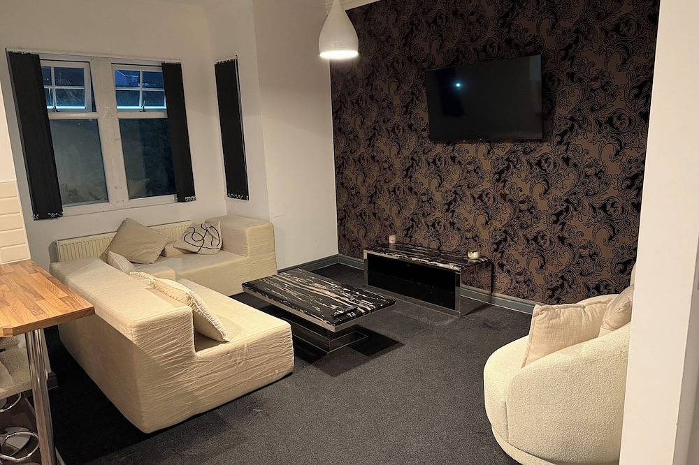 Ganze Wohnung, Spacious Wakefield Getaway 3br in Wakefield, Westliches Yorkshire