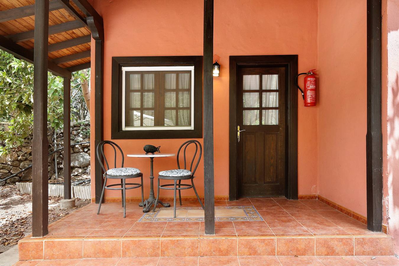 Bungalow dans une ferme "Finca Nim 2", vue sur la montagne, piscine et Wi-Fi in La Humbridilla, Grande Canarie du Sud