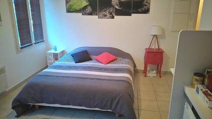 Gîte pour 3 personnes, avec vue à Neuilly-l'Évêque