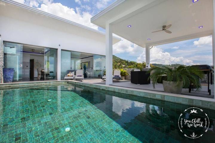 Villa für 8 Personen, mit Terrasse und Ausblick sowie Pool - 1