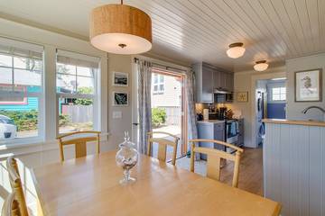 Vacation Home for 6 Guests in Rockaway Beach, Tillamook County, Picture 1