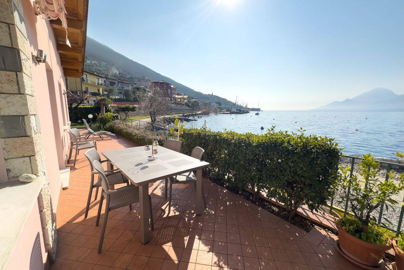 Villa für 2 Personen mit Balkon/Terrasse in Brenzone, Gardasee-Berge