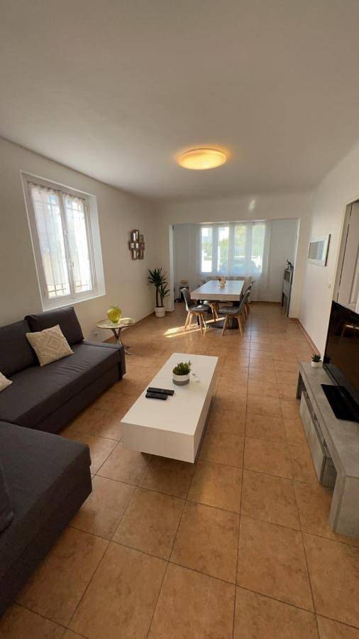 Villa pour 6 personnes, avec jardin et terrasse, animaux acceptés à Villeneuve-Loubet - 3