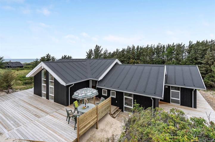 Ferienhaus mit Meerblick für 8 Personen, mit Terrasse in Grønhøj Strand