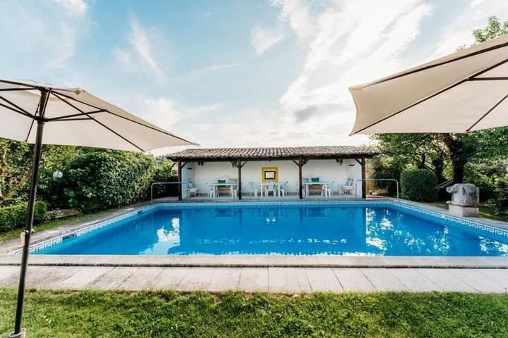 Casa de férias para 3 pessoas, com Terraço e Jardim e ainda Piscina em Fundão