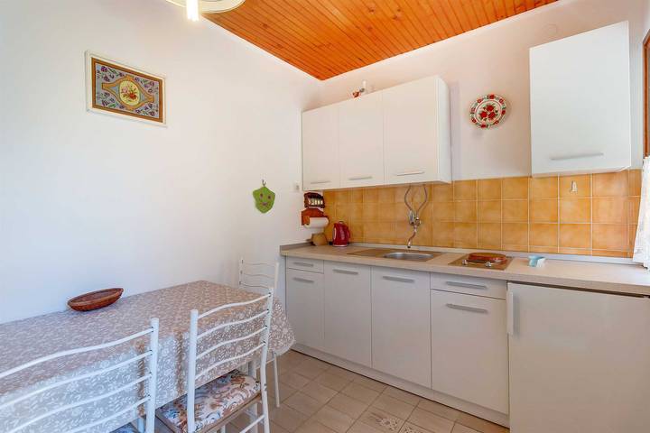 Ferienwohnung für 2 Personen, mit Balkon/Terrasse und Terrasse in Veli Losinj