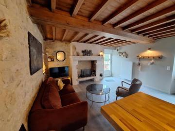Gîte pour 2 personnes, avec terrasse et vue à Russy