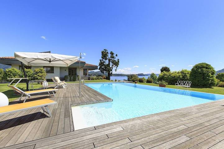 Villa pour 8 personnes, avec Balcon et Jardin à Comune di Verbania