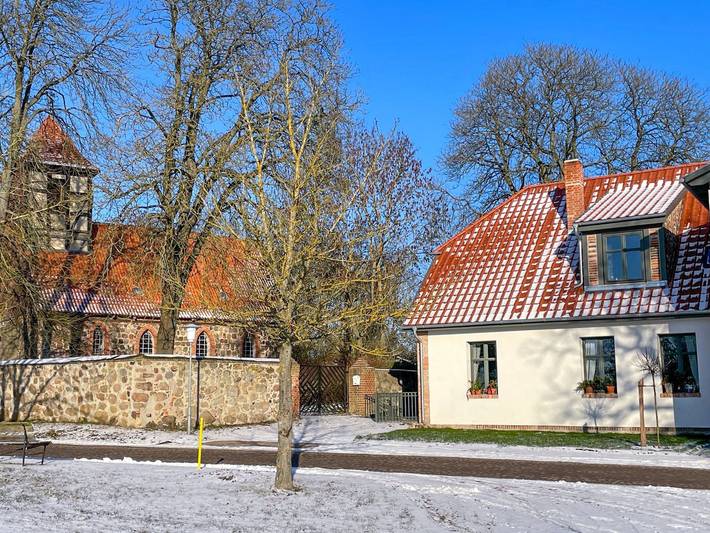 Ganze Ferienwohnung, Gutshaus Schlepkow - Ferienwohnung in Hetzdorf, Uckerland