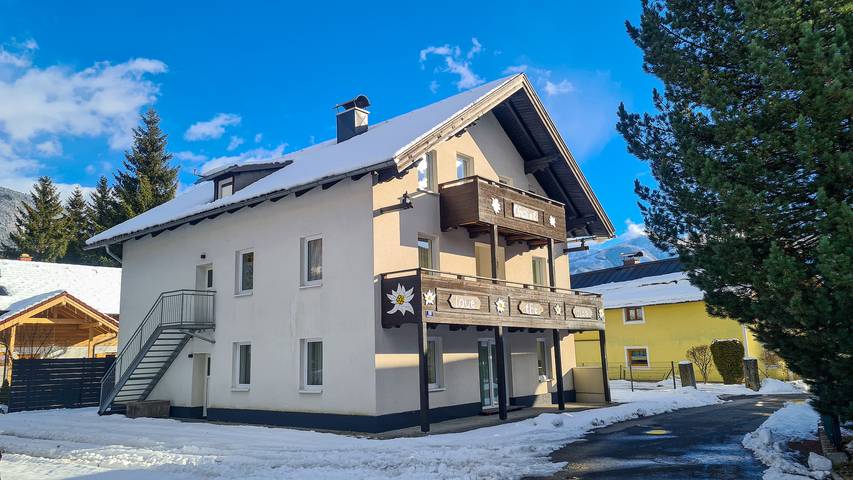 Chalet voor 13 personen, met balkon in Zell am See