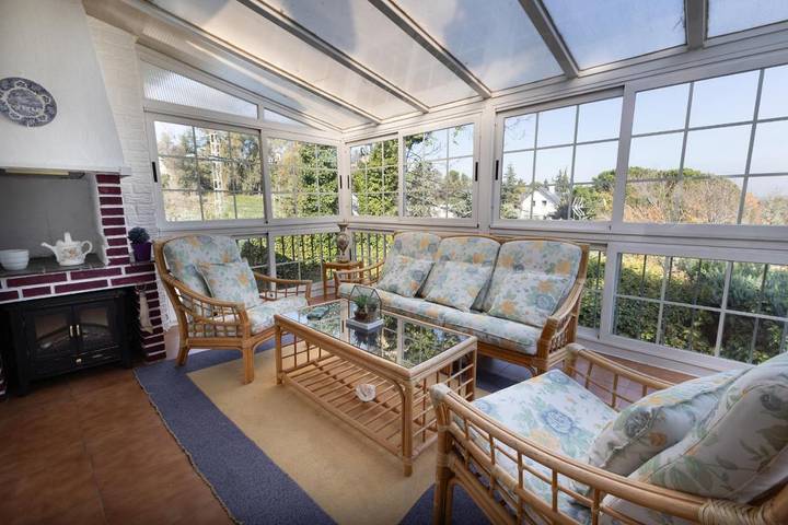 Casa rural para 6 personas, con Balcón y Terraza además de Jardín y Piscina en Galapagar - 4