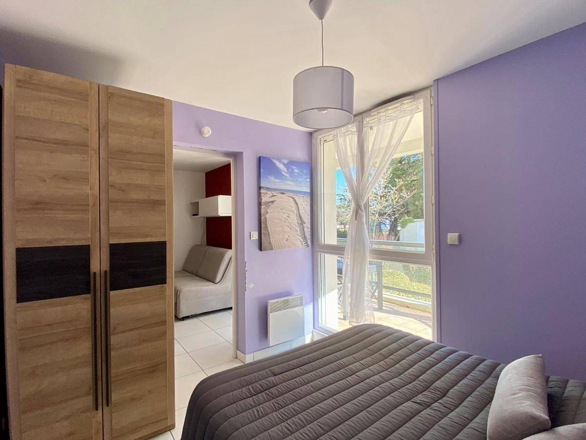 Appartement entier, Appartement 2 pers. rénové avec balcon, accès plage et centre-ville à pied - Classé 2* - Fr-1-231-285 in Bretignolles-sur-Mer, Vallée de la Loire