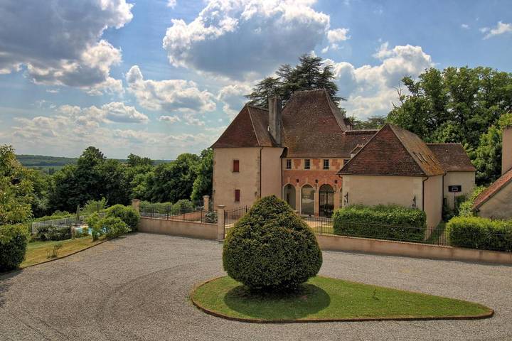 Maison de vacances pour 15 personnes, avec Balcon et Terrasse ainsi que Jardin et Piscine