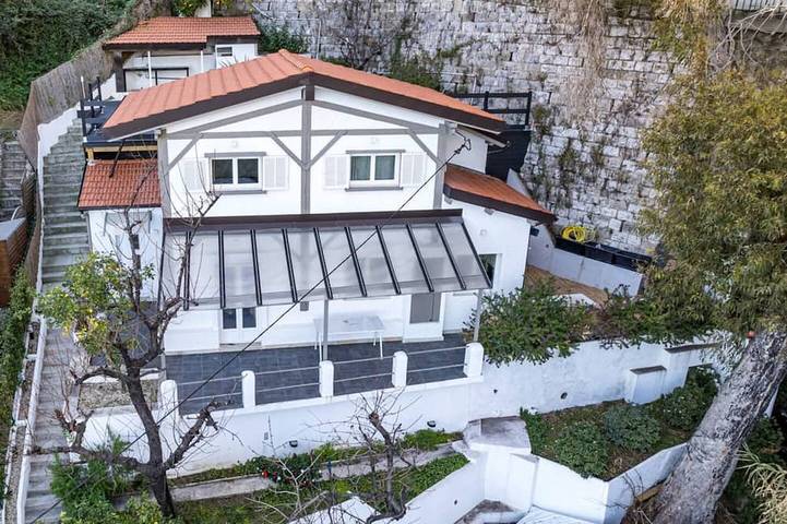 Villa pour 8 personnes, avec jardin, animaux acceptés à Beausoleil