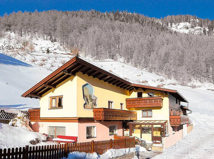 Ferienhaus für 14 Personen, mit Balkon