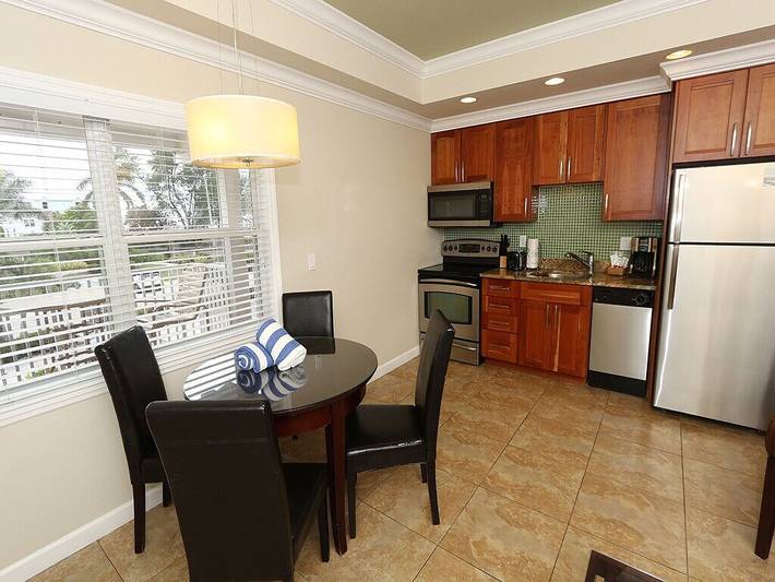 Vacation apartment for 4 people, with pool and terrace as well as hot tub - 1