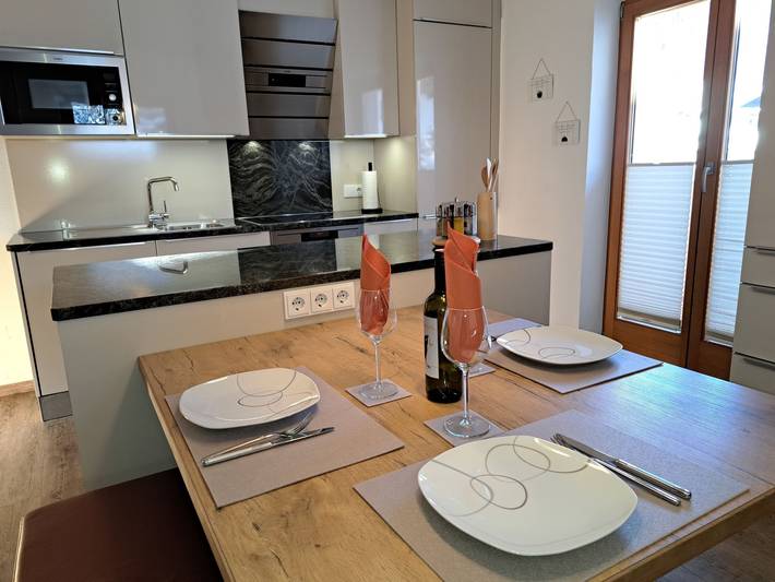 Ferienwohnung für 4 Personen, mit Balkon und Garten in Finkenberg