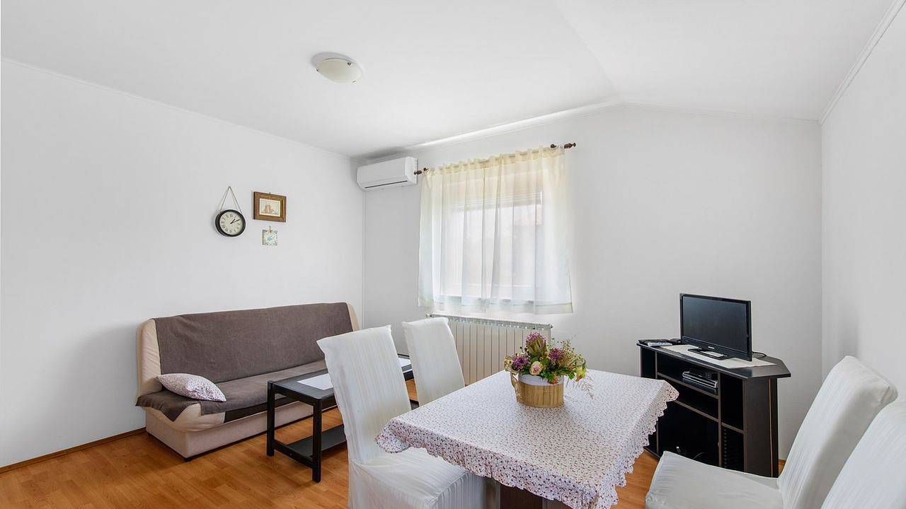 Ganze Ferienwohnung, Ferienwohnung für 3 Personen (50 m²) in Buici in Grad Poreč, Porec und Umgebung