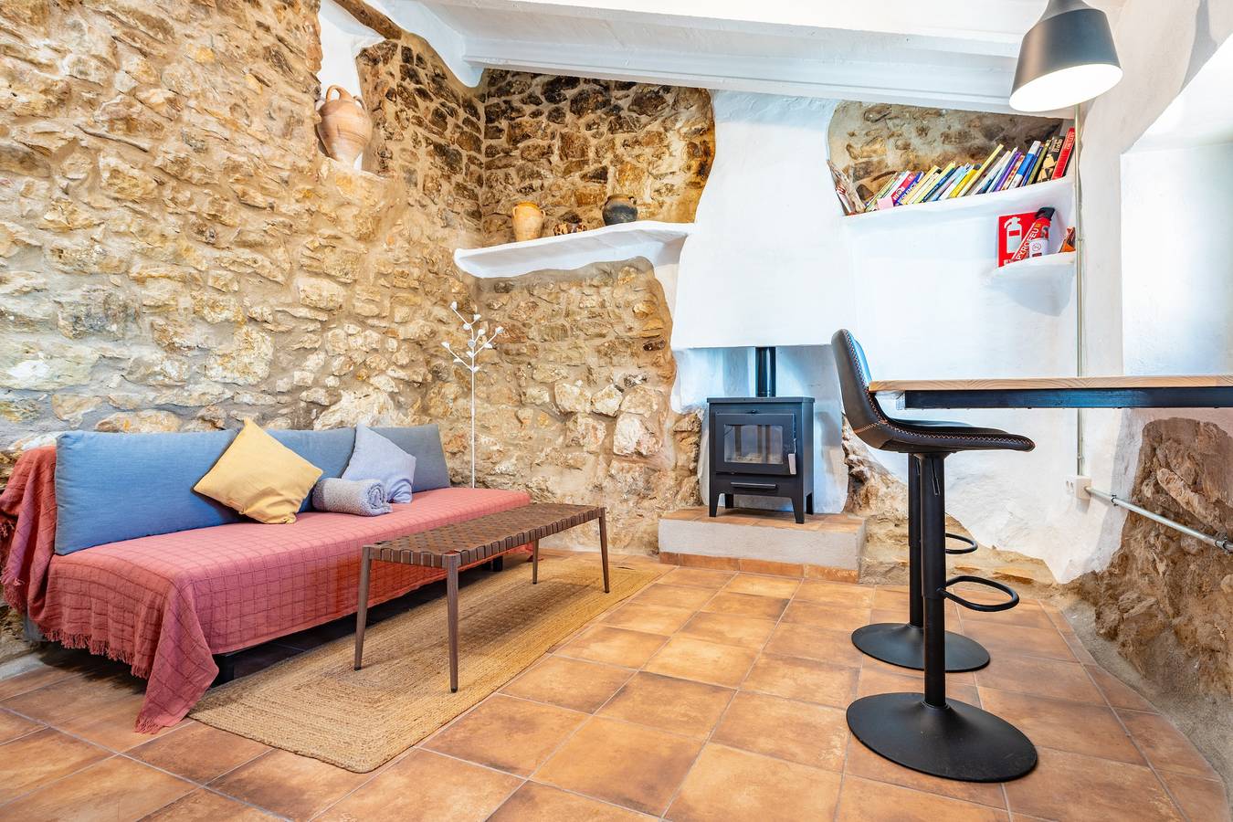 Maison de campagne 'Sanco' avec vue sur la montagne, terrasse privée et Wi-Fi in Sierra Engarcerán, Province de Castellón