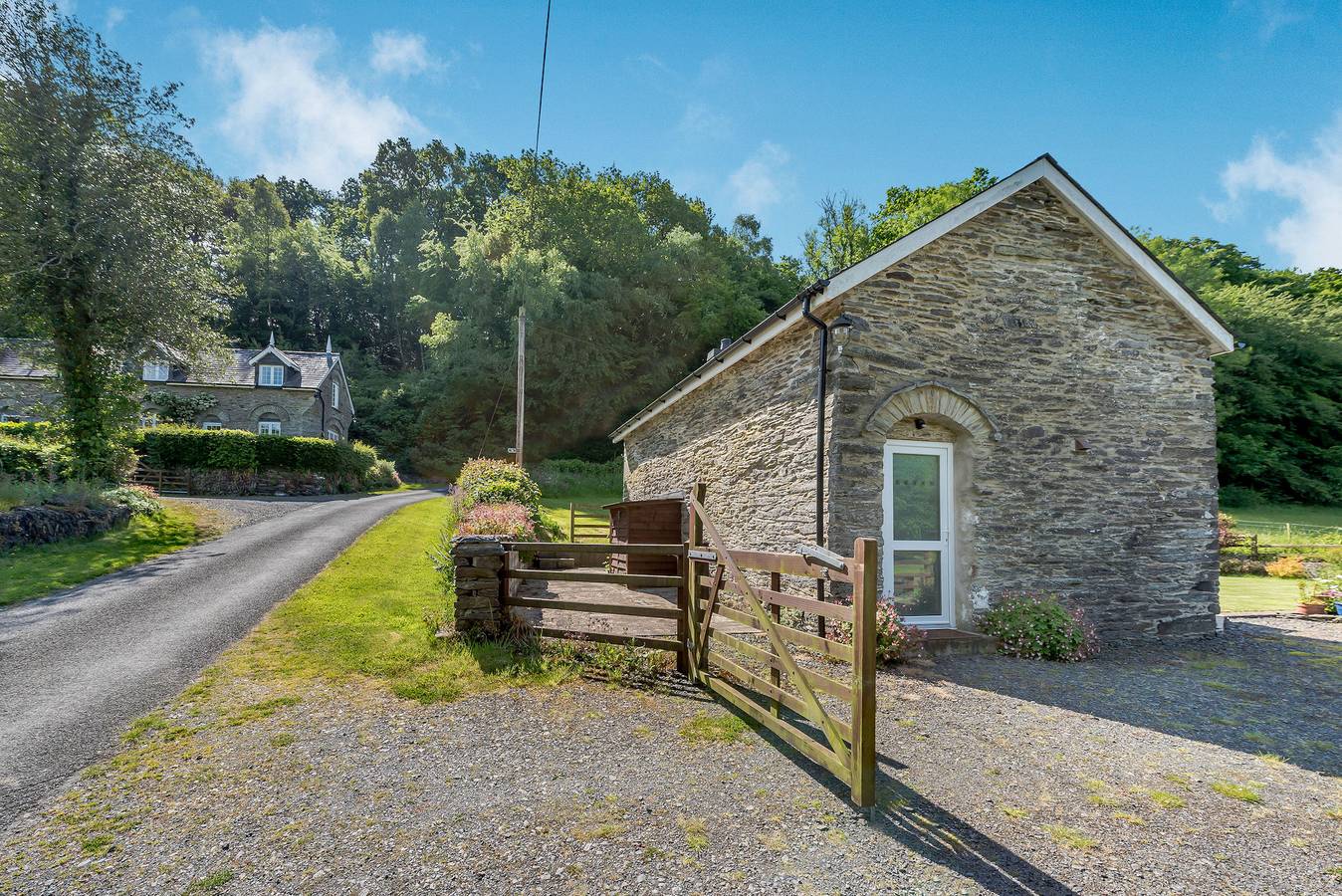 Cwmdu Cottage in Ceredigion