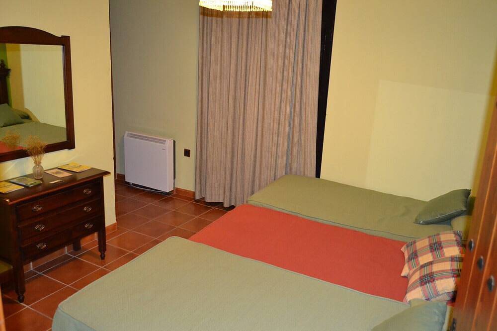 Apartamento entero, Cortijo andaluz tradicional con piscina en Córdoba in Moriles, Provincia de Córdoba