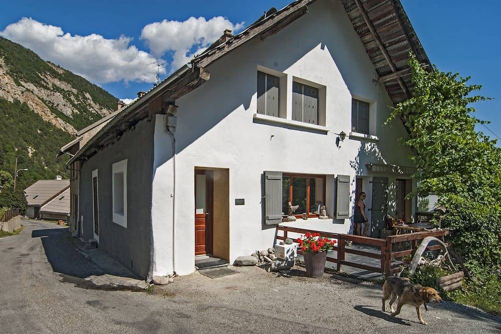 Appartement entier, Attraktives Studio in den Bergen in Les Vigneaux, Parc national des Écrins